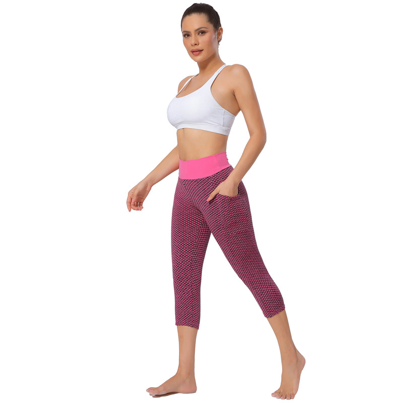 Title 58, Pantalon de yoga court et skinny effet "peach" ...