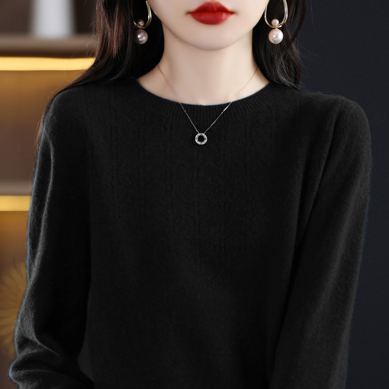 New Round Neck Bottoming Shirt Pullover Women's Sweater