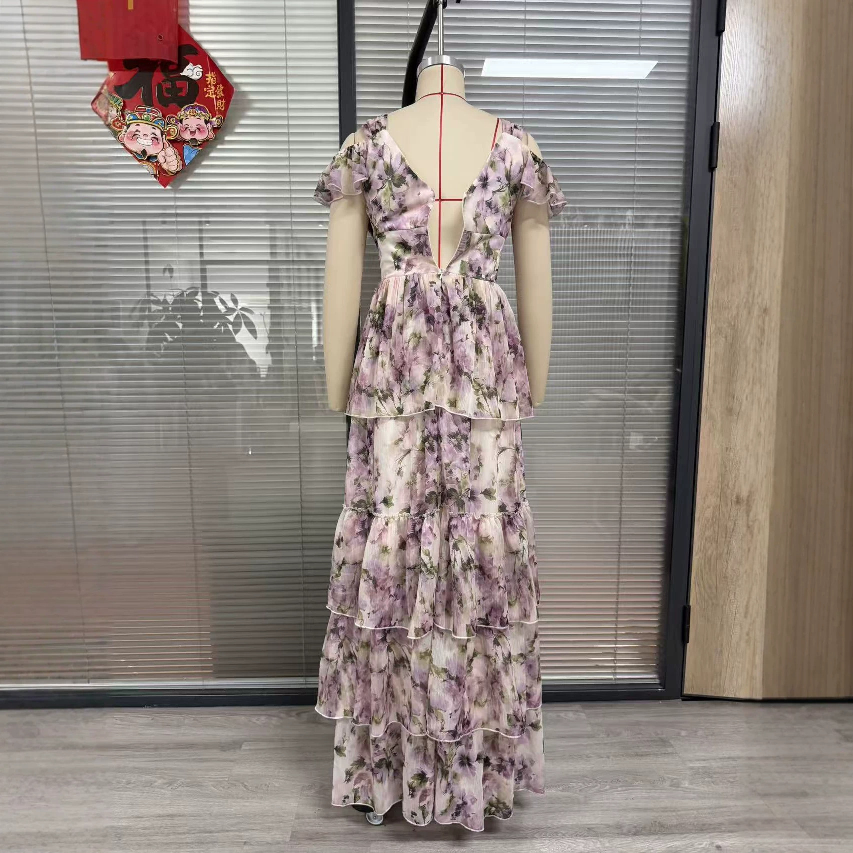 https://cf.cjdropshipping.com/quick/product/c4f4e1ea-1280-474f-82cc-8eae38dd7471.jpg