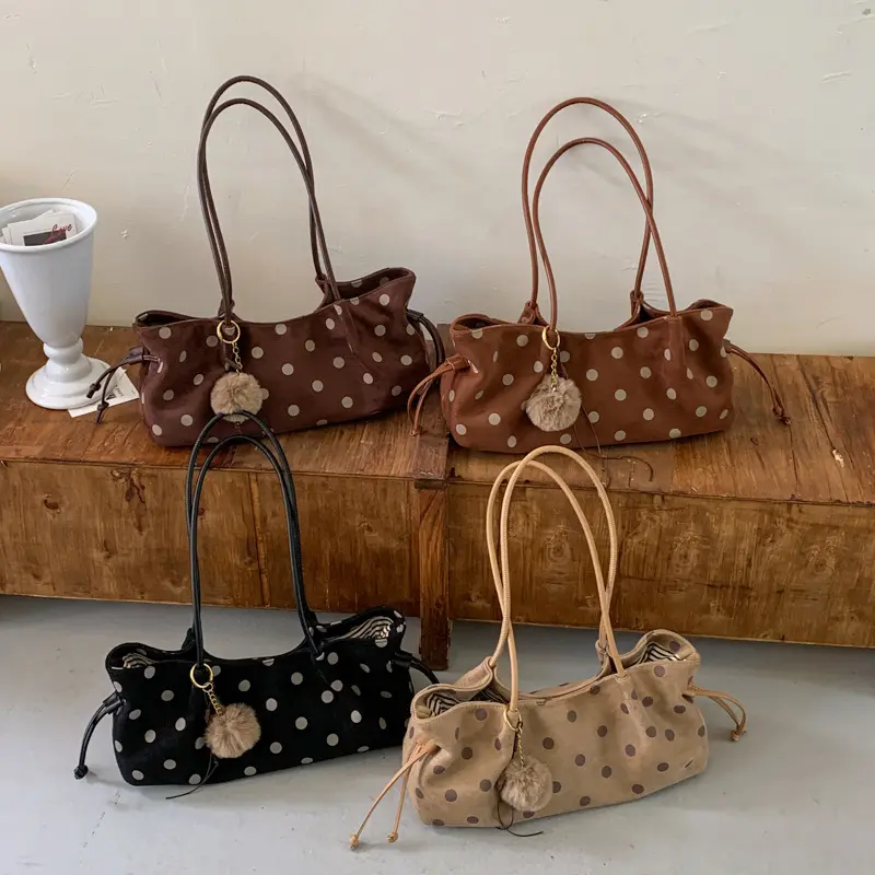 Commuter Large Capacity Shoulder Bag