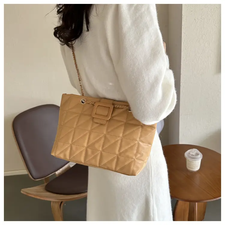 Women Shoulder Bags New Trendy Chic Chanel-style