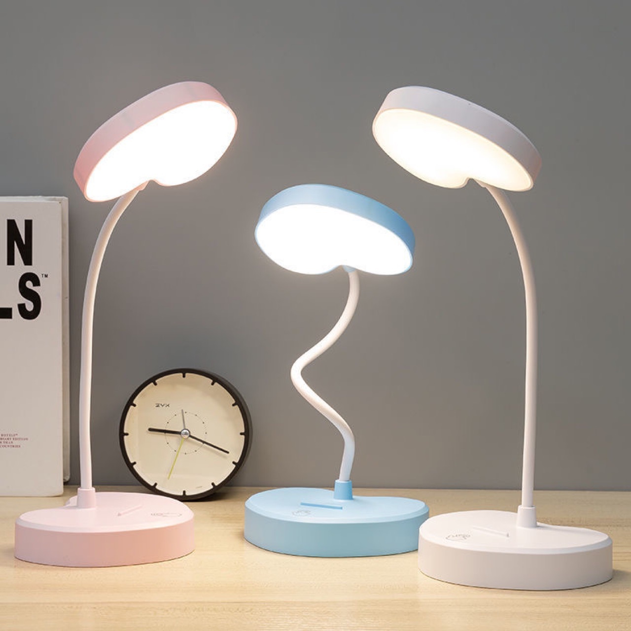 Foldable Heart-shaped Eye-care Touch-controlled Dimmable Night Light