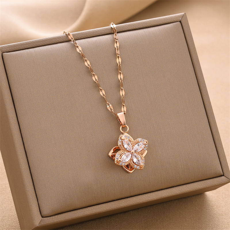 Korean-style Rotating Four-Leaf Clover Pendant - 2