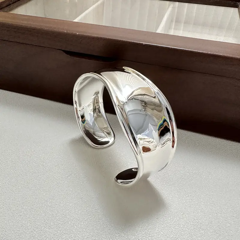 Heavy Industry Texture Large Glossy Curved Bracelet