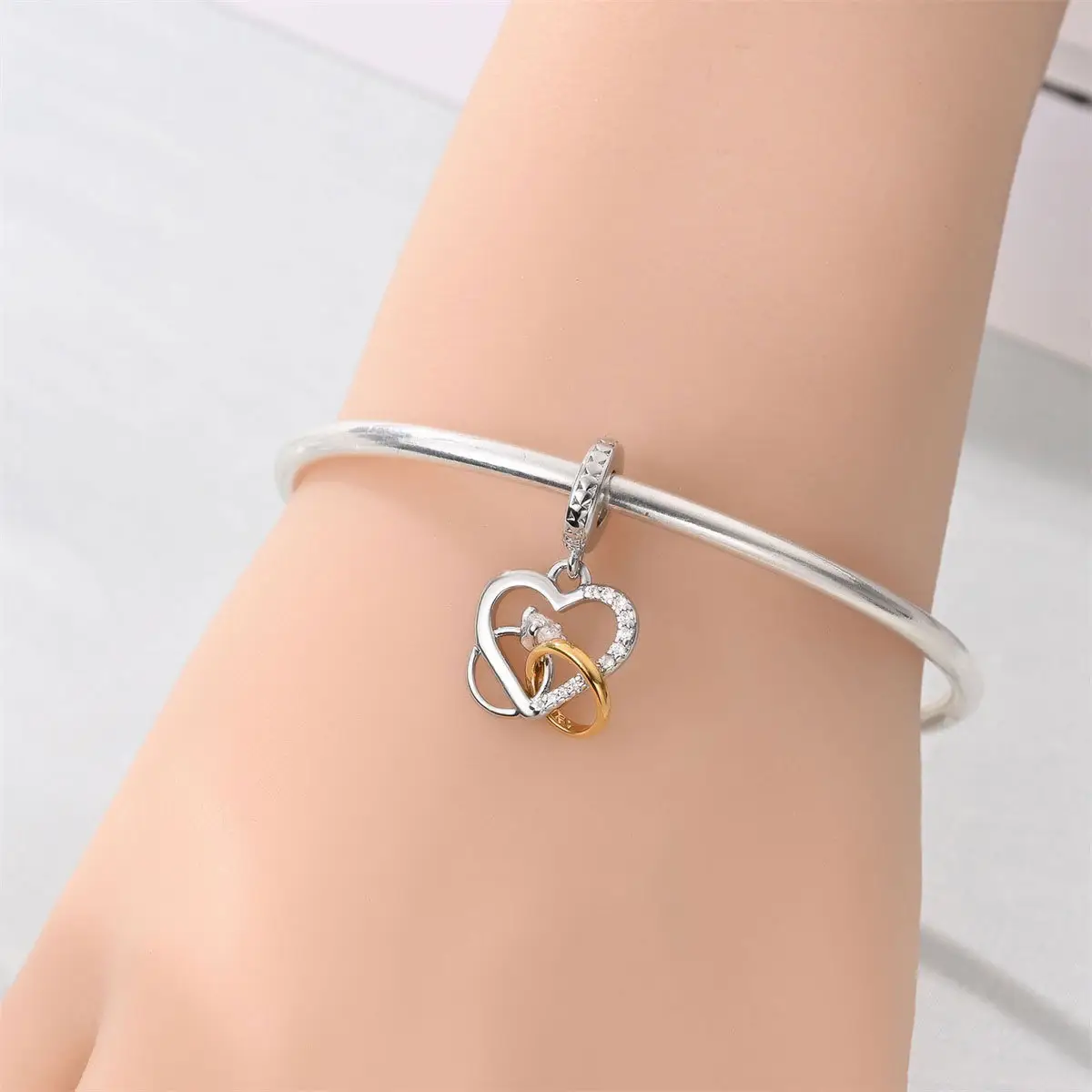Romantic Hand-in-hand Couple Safety Chain DIY Beaded