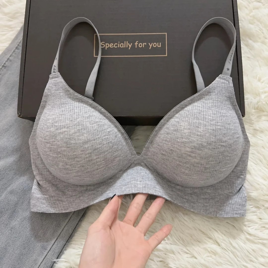 Womens Laid-Back Style Wireless Bra, Push-Up And Comfortable