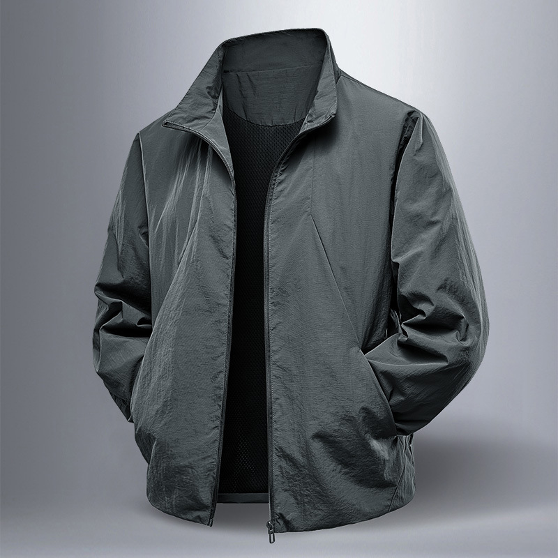 Windproof And Waterproof Zip-up Jacket That Pairs Perfectly With Any Outdoor Sport