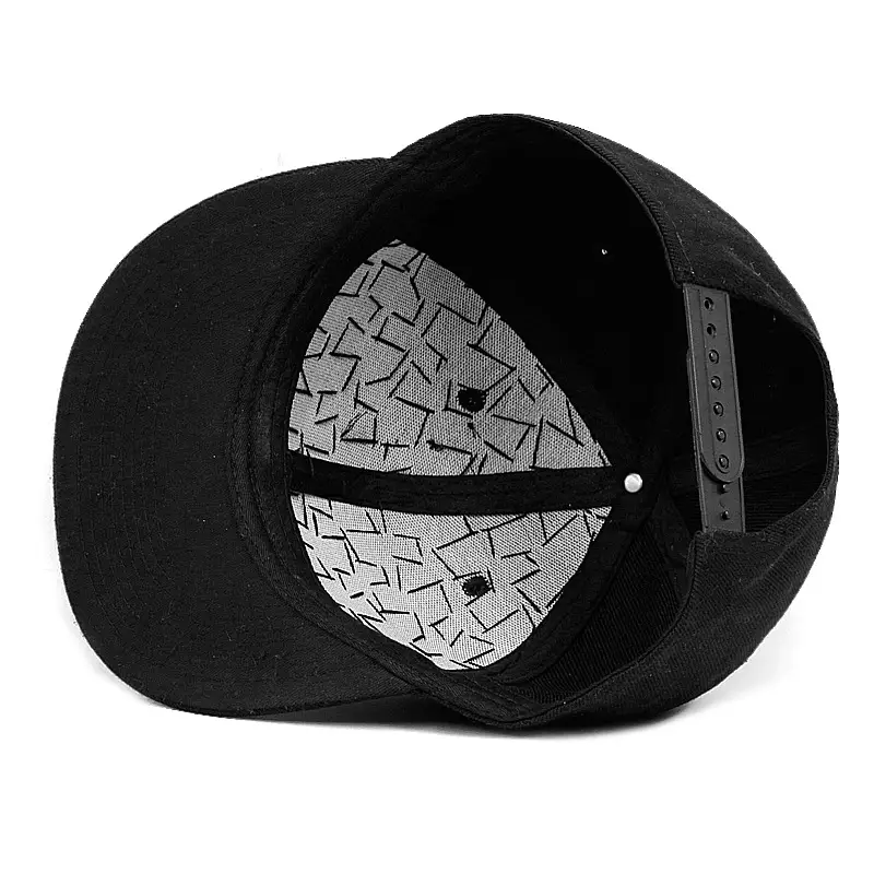 Adjustable Men's And Women's Flat Brim Full Black Diamond Rivet Baseball Hat
