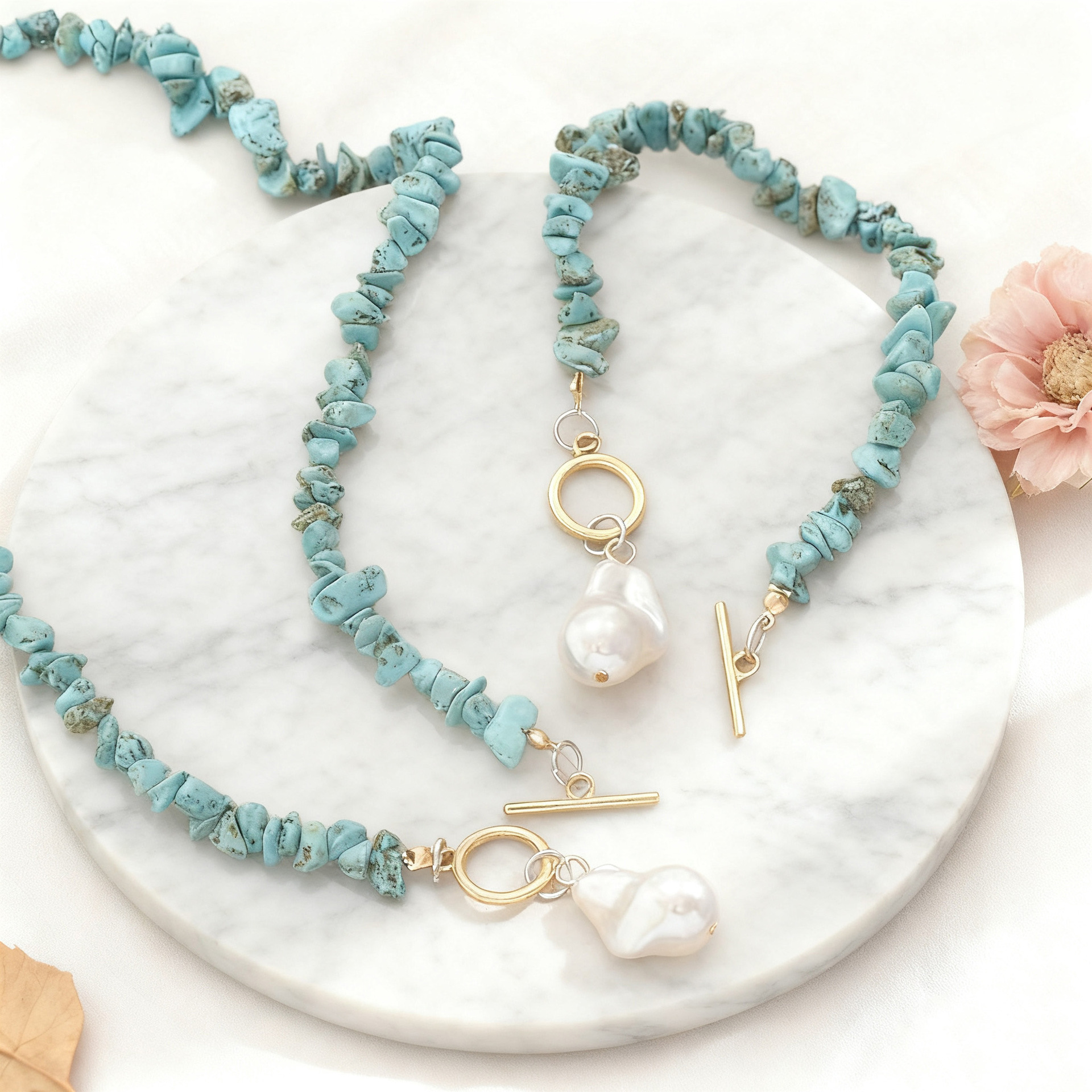 Sleek And Stylish Necklace And Bracelet Set