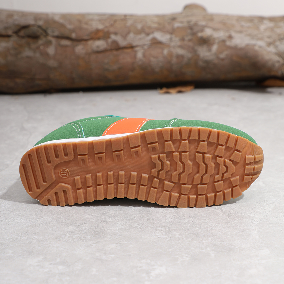 Women’s Round Toe Lace-Up Sneakers – Casual Thick Sole Height-Enhancing Shoes