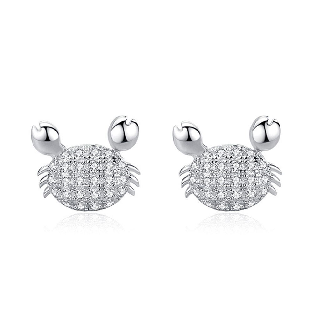 Small Exquisite Cute Little Crab Stud Earrings For Women Simple