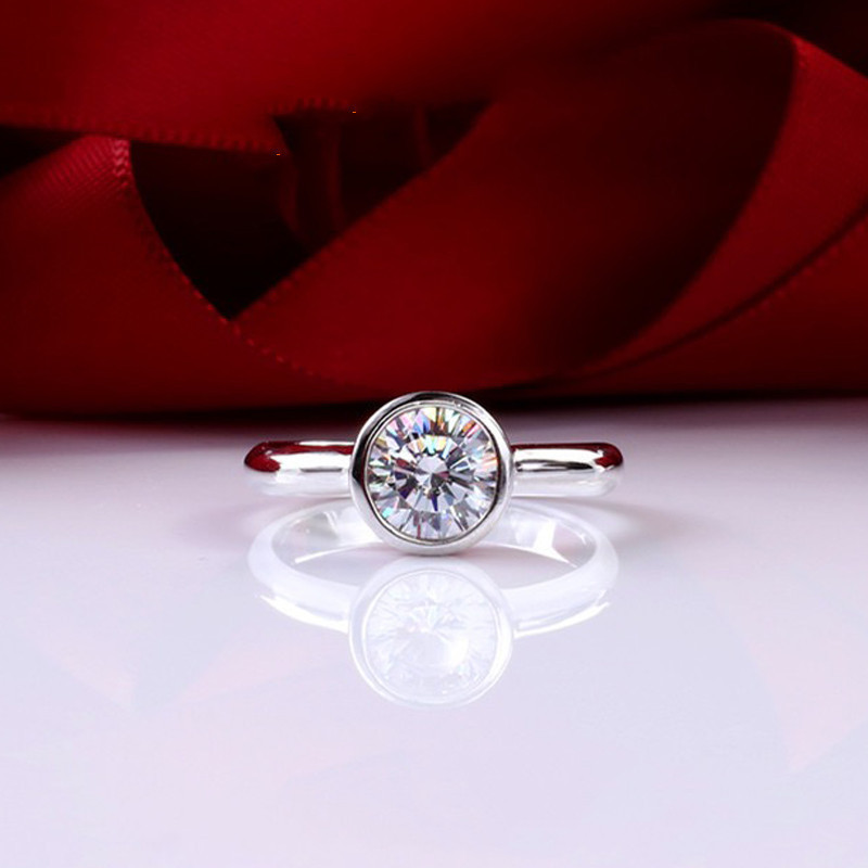 925 Silver 7mm Round White Diamond Ice Flower Cut Wedding Ring