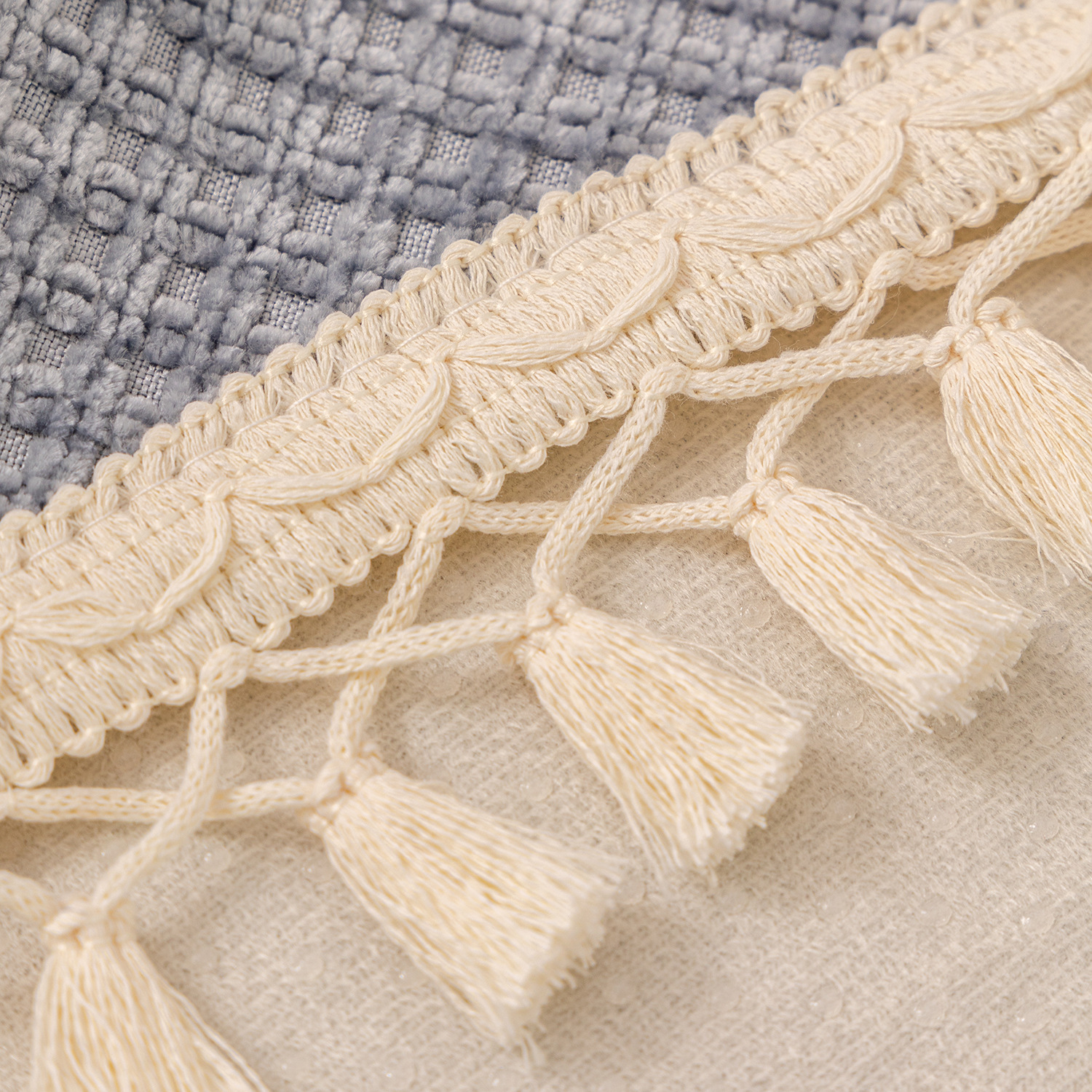 Special-shaped Tassle Fashion Short Plush Non-slip Sofa Cover