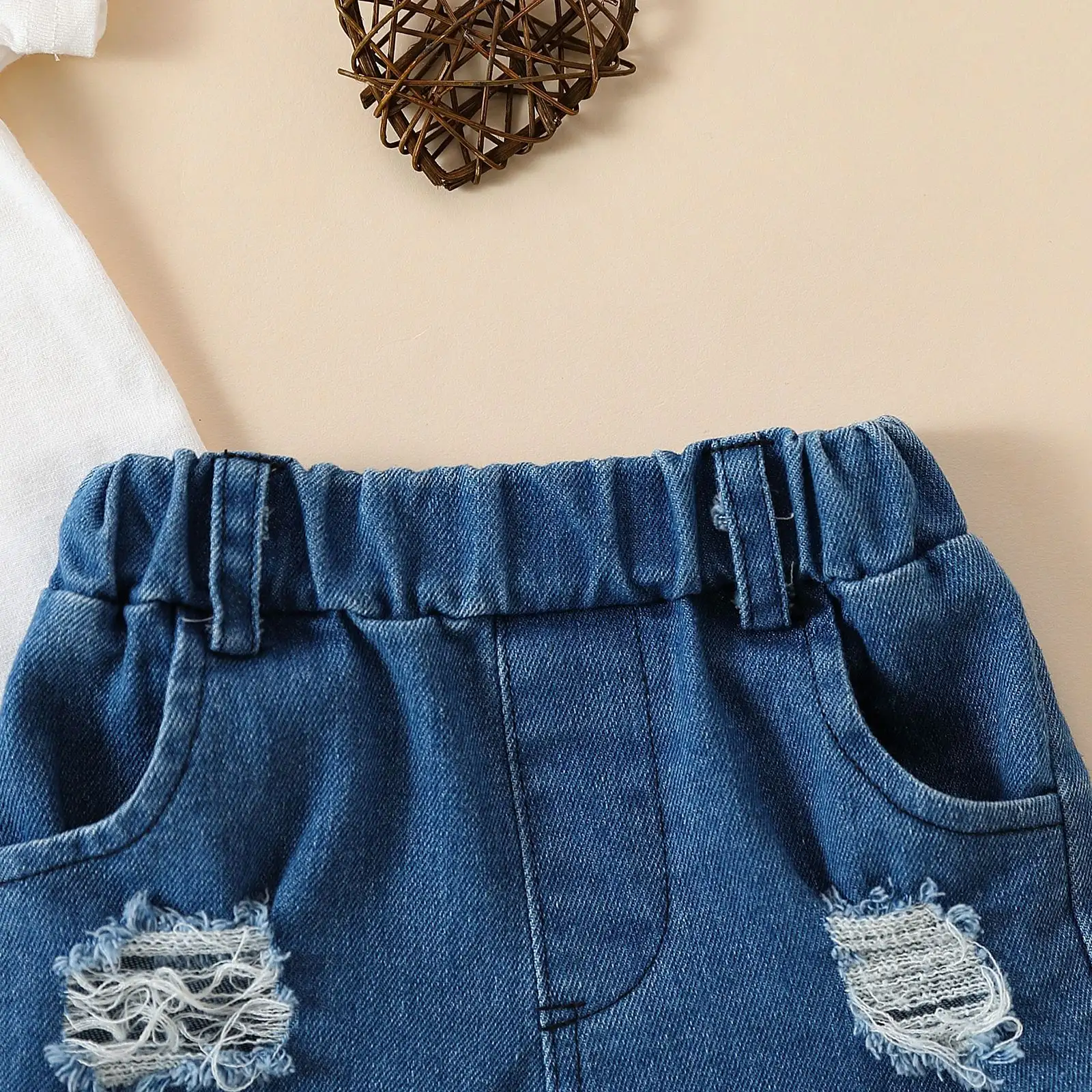 Girls' Summer Casual Suit Short Sleeved Kazakhstan Denim Shorts Two-piece Set