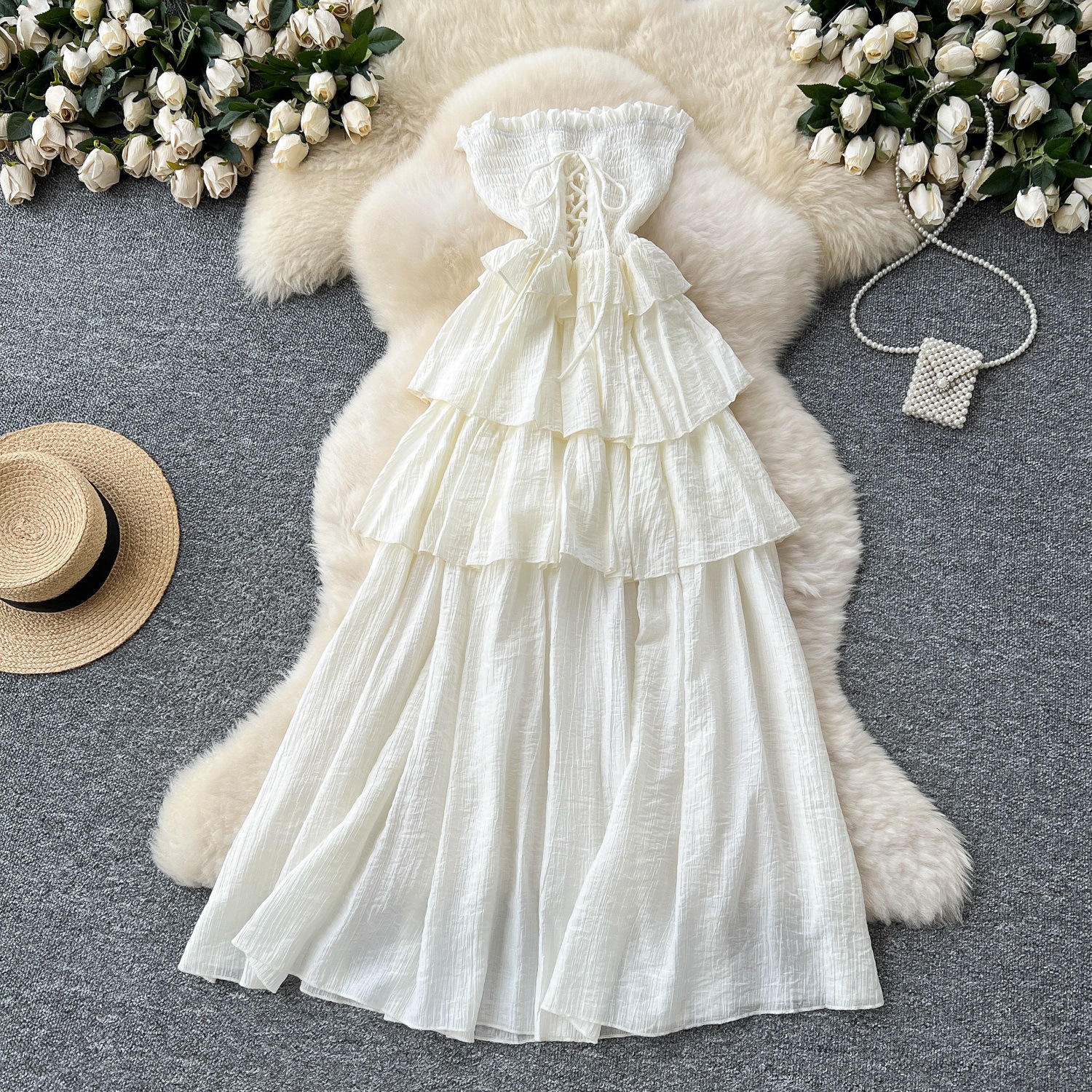 Design Sense Lace-up Waist-controlled Sleeveless Tube Top Ruffled Long Skirt