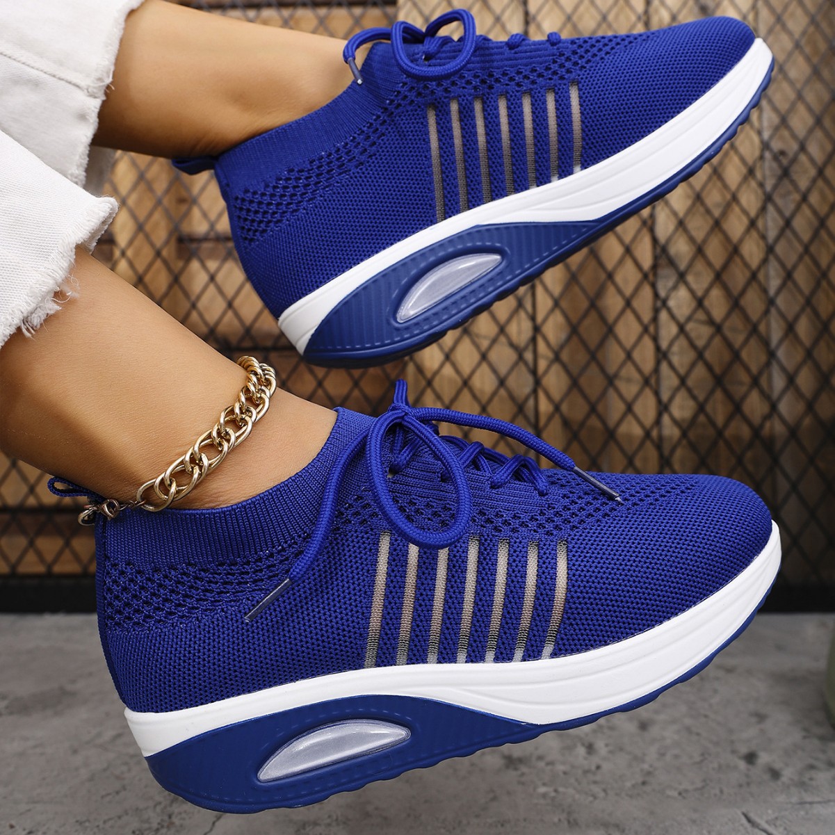 https://cf.cjdropshipping.com/quick/product/c7b7f691-98cd-4261-9e65-ee389b7e5935.jpg