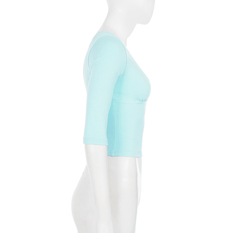 Cropped Feminino de Tricô com Modelagem Ajustada
