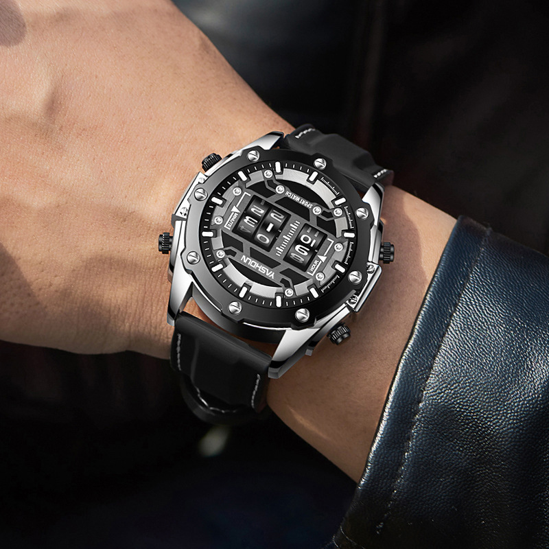 Personalized Multi-functional Mens Watch With A Sporty Silicone Strap 5