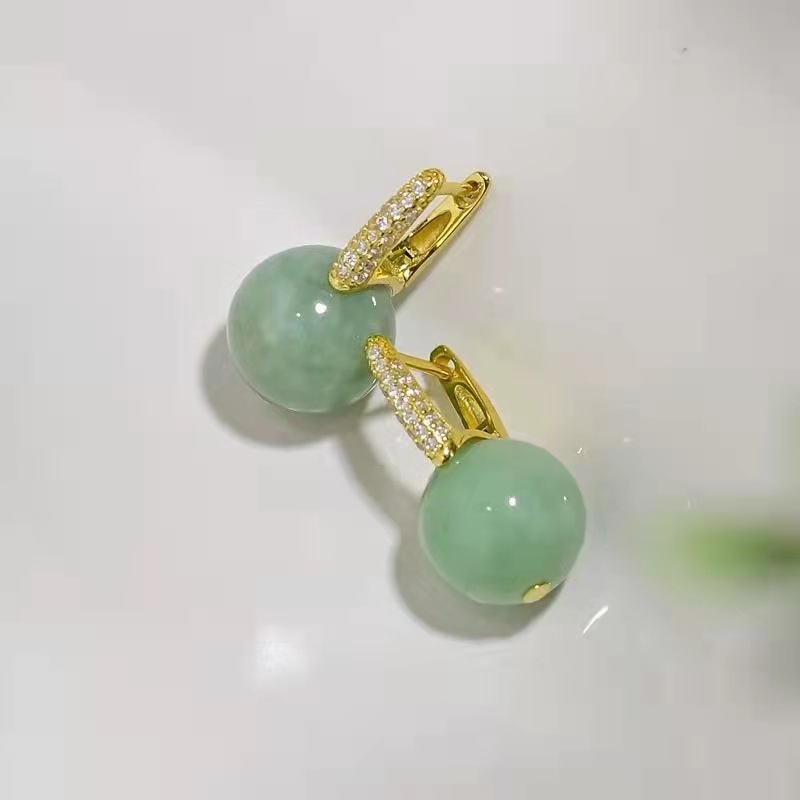Natural Stone Green Beans Plated 925 Silver Retro Fashion Ball Bead Earrings