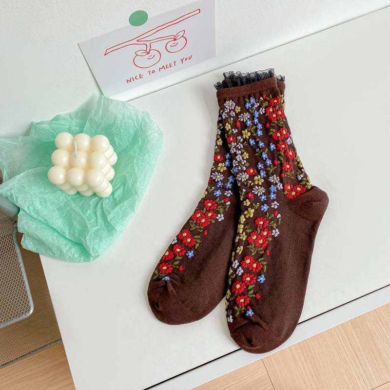 Ethnic Style Retro Embossed Jacquard Mid Tube Cotton Women's Socks