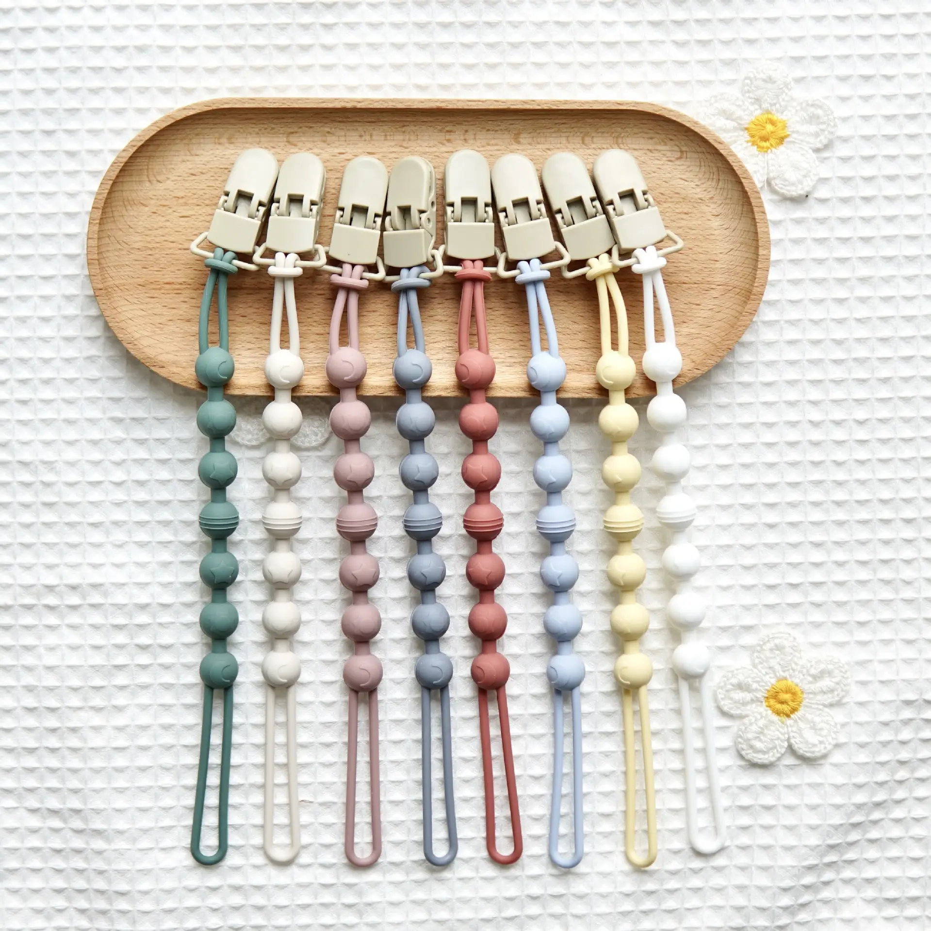 Babys All-in-one Silicone Pore-free Beechwood Pacifier Clip With Anti-loss Chain