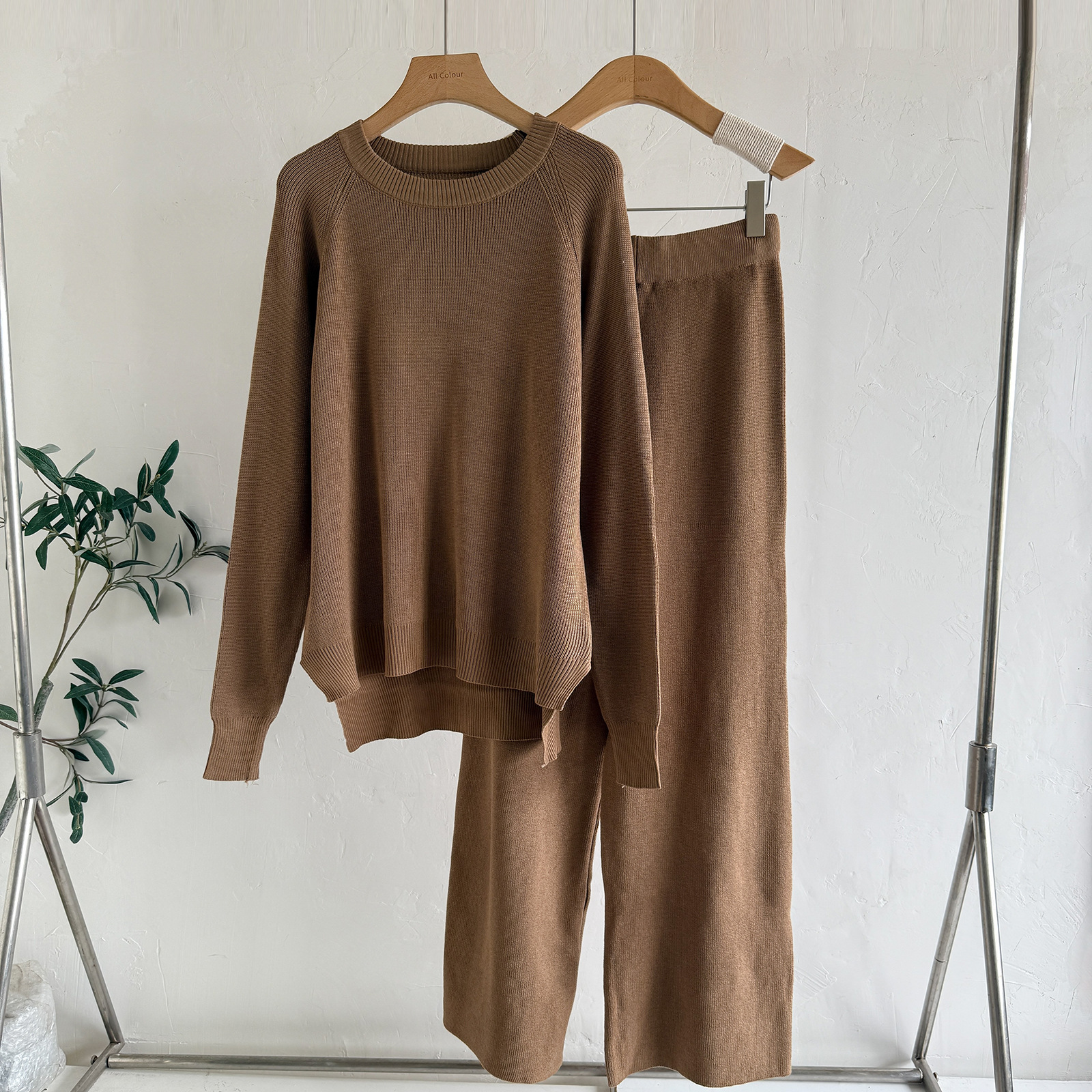 Women's Loose Knitted Long-Sleeve Crew-Neck Fashionable Wide-Leg Pants Two-Piece Set - Image 4