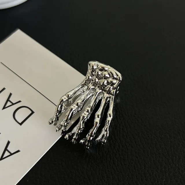 Metal Skeleton Skeleton Hand Small Jaw Clip Female Exaggerated Hair Accessory For Ponytail Silver - Shop at LoveMi
