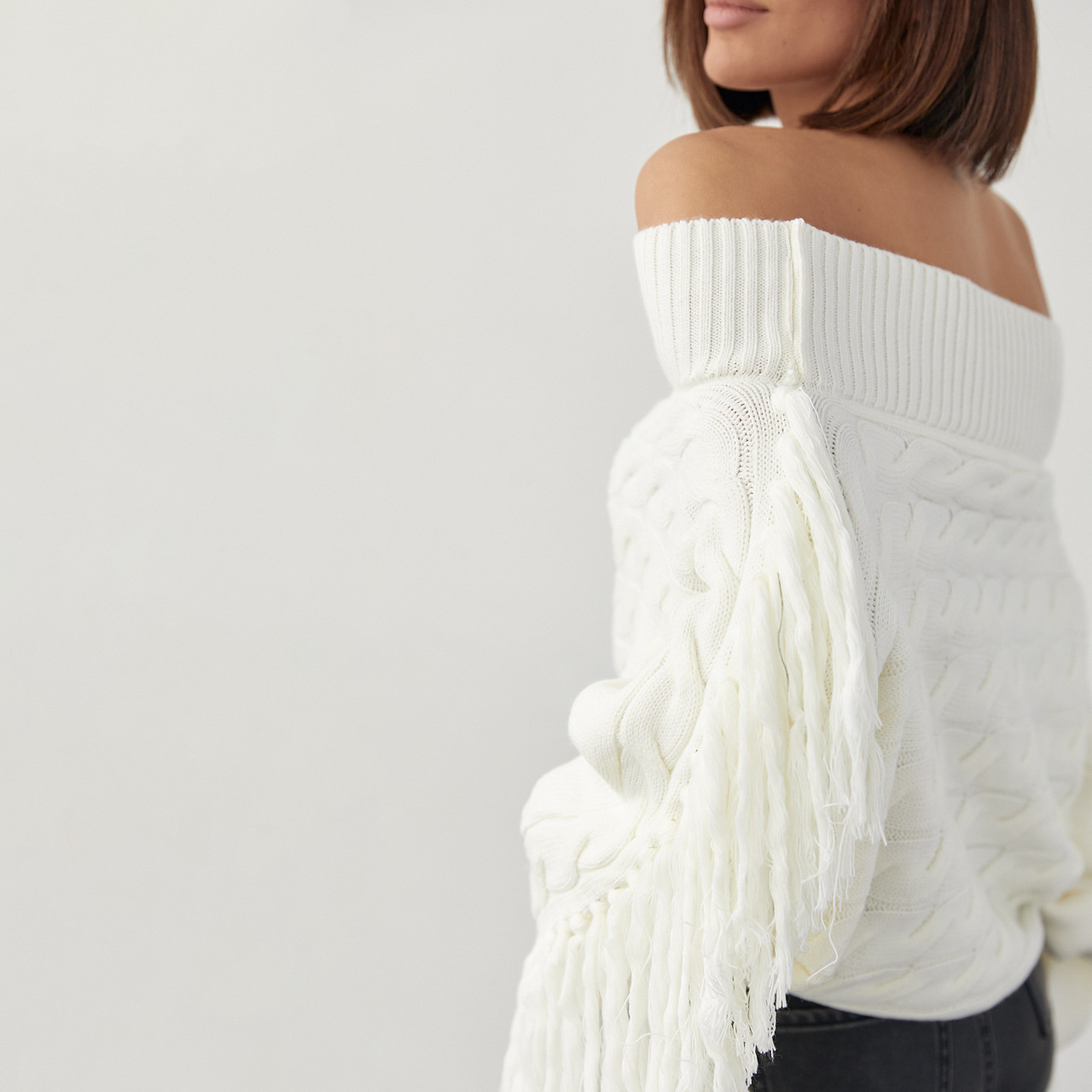 Pure Color Elegant Style Woolen Tassel Design Sweater Autumn And Winter
