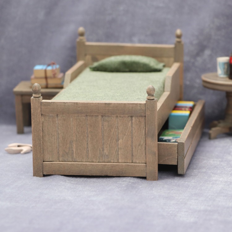 Title 4, Dollhouse Mini Furniture Bedroom Scene Ornaments