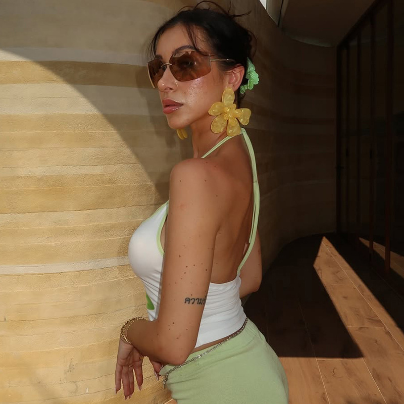 Buy Women's Clothing Online | Buy Trending Dresses for Women