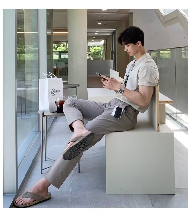 Men's Ice Silk Simple Buttons Niche Young Casual Style Solid Color Half Sleeve Shirt