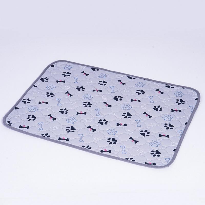 Breathable Absorbent Dog Training Pads Are Machine-washable Non-slip And Designed To Prevent Accidents