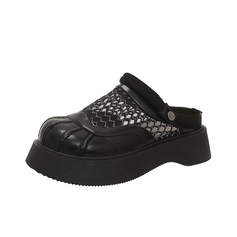 Open-Toe Flat Sandals