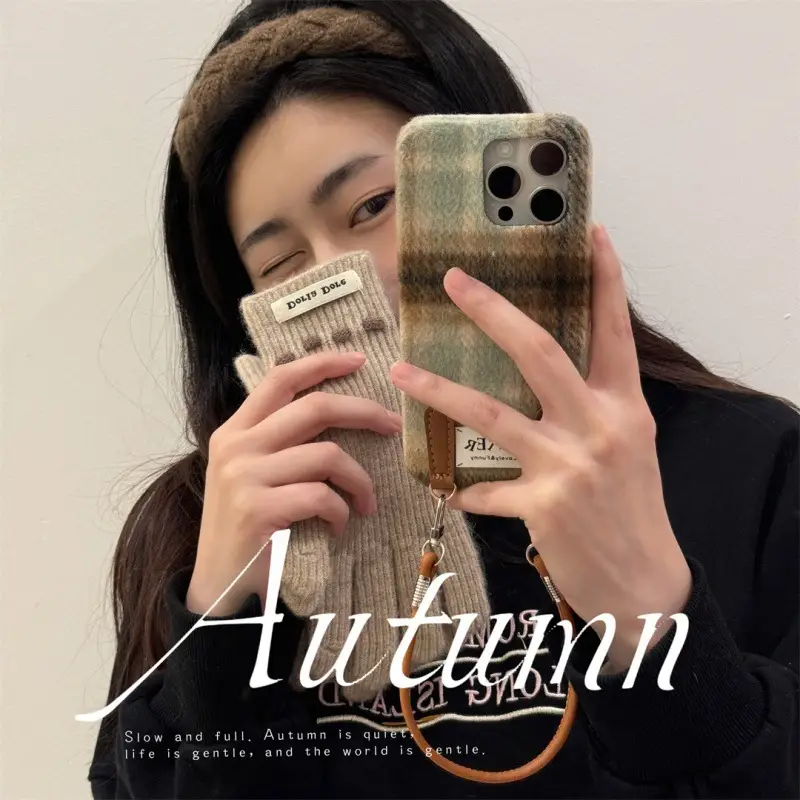 Flannel Contrast Color Check Carrying Strap Wrist Strap Phone Case