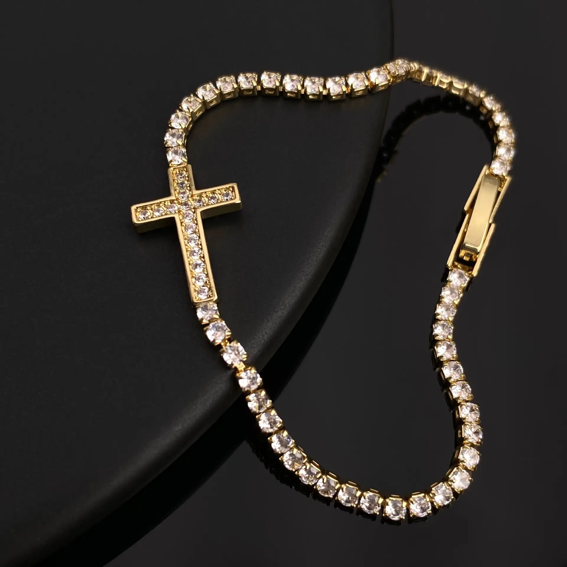Fashion Retro Full Diamond Cross Bracelet