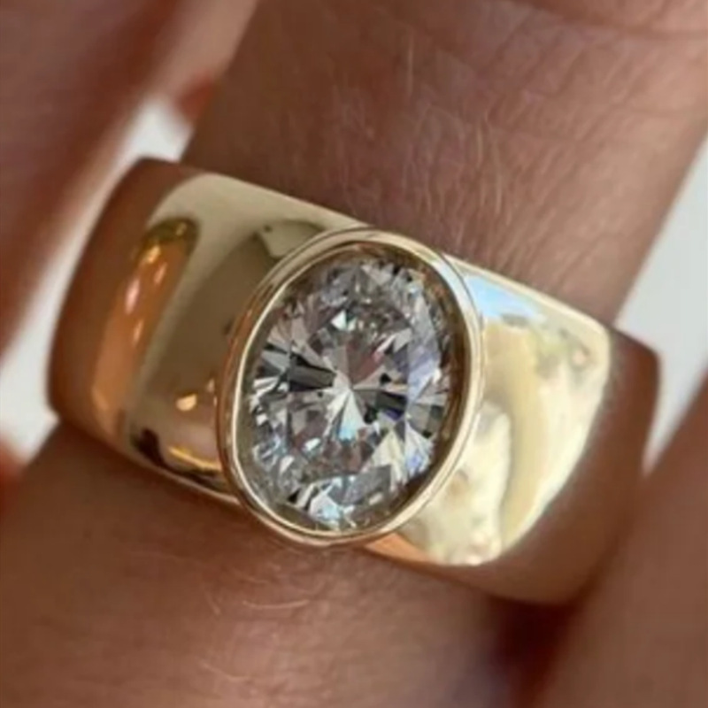 European And American Gold Inlaid Rhinestone Delicate Ring