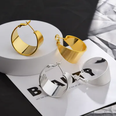 Elegant High-end Geometric Personalized Elegant Earrings