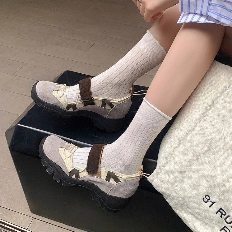 Retro Leather Chunky-soled Velcro Sneakers