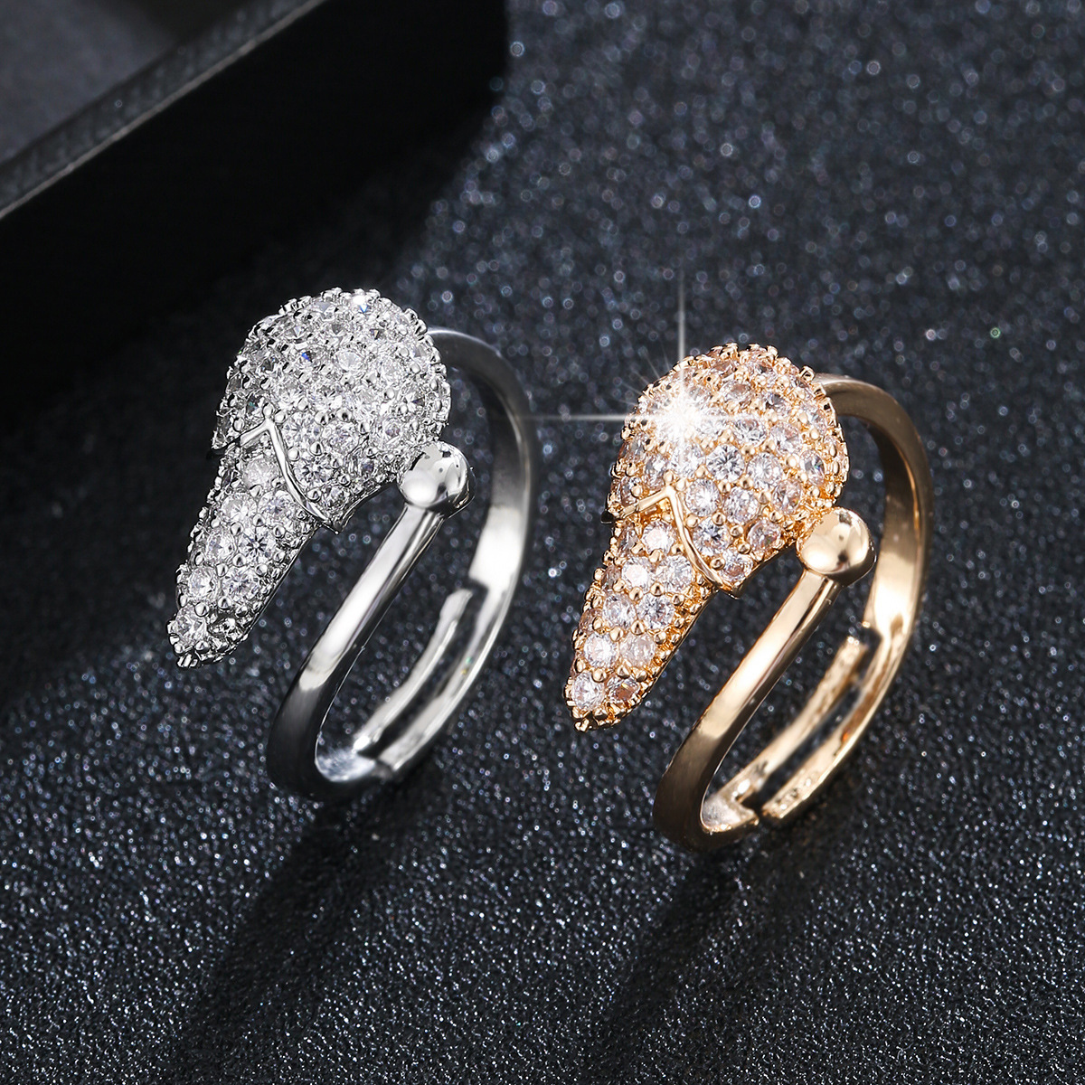 Classic Western style Light luxury Ring Fully PWith Zircons