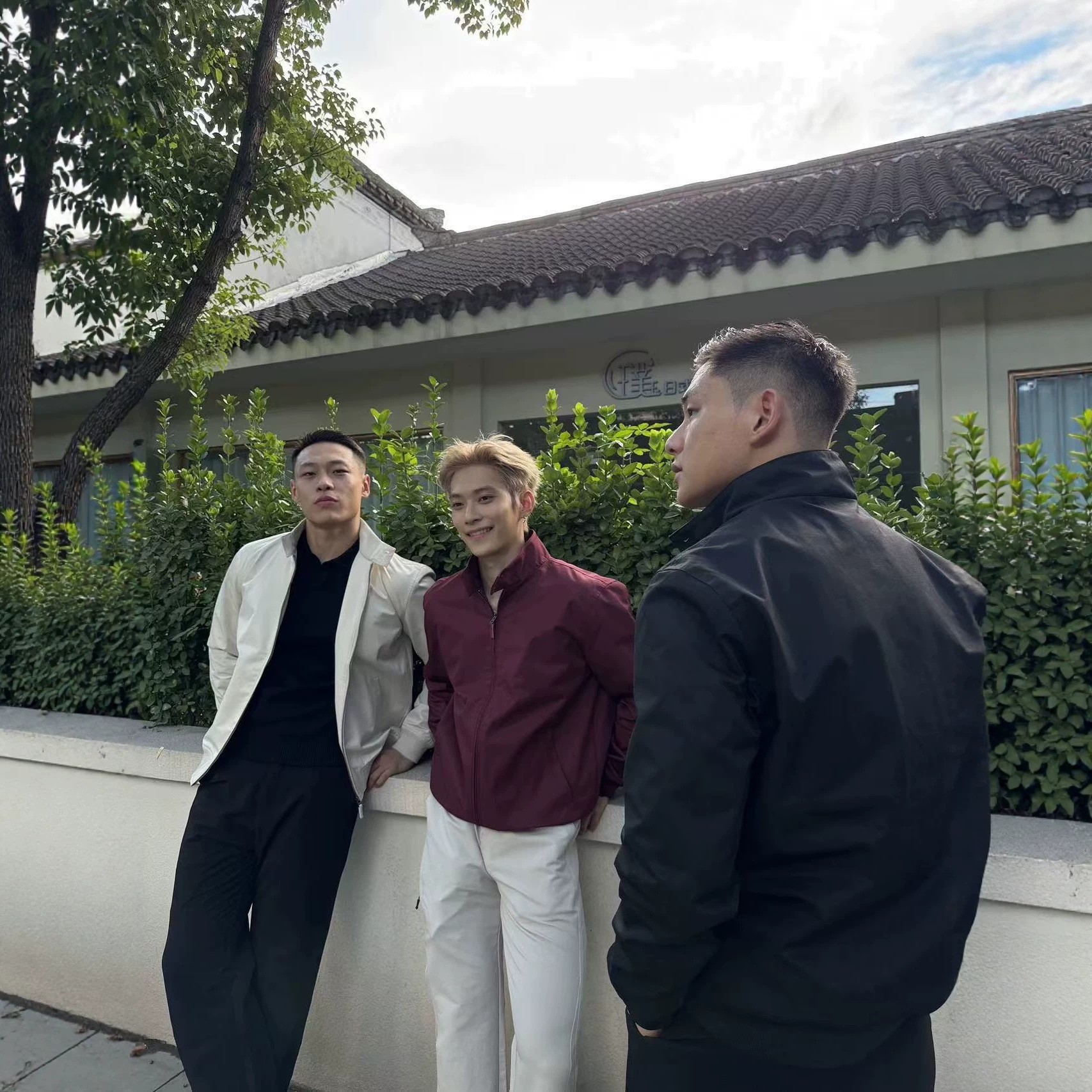 Mens Windproof Stand Neck Long Sleeve Jacket For Spring And Autumn thumbnail 4