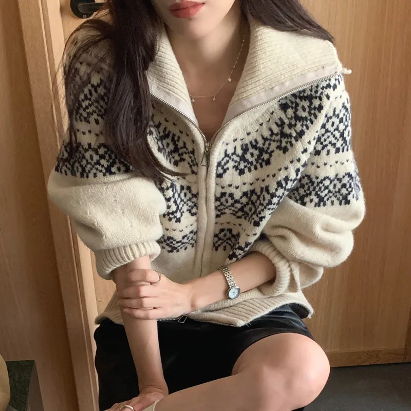Jacquard Weave Zip Knitted Cardigan Sweater Coat For Women - Beige