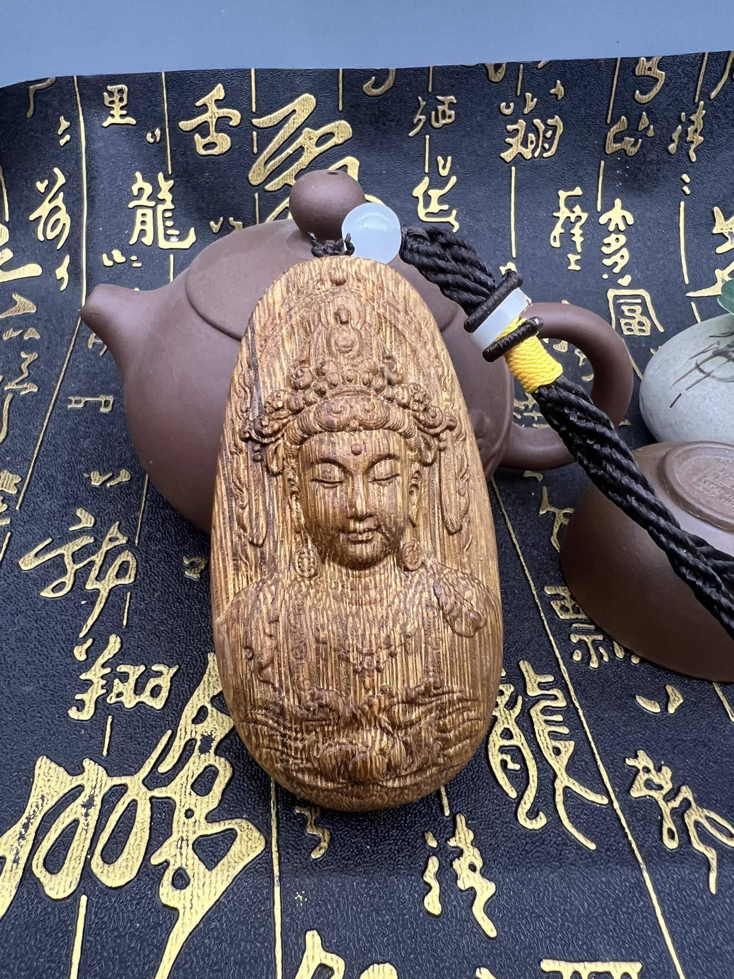 Title 3, Agarwood Kalimantan Buddha Marke Anhänger Holzs...