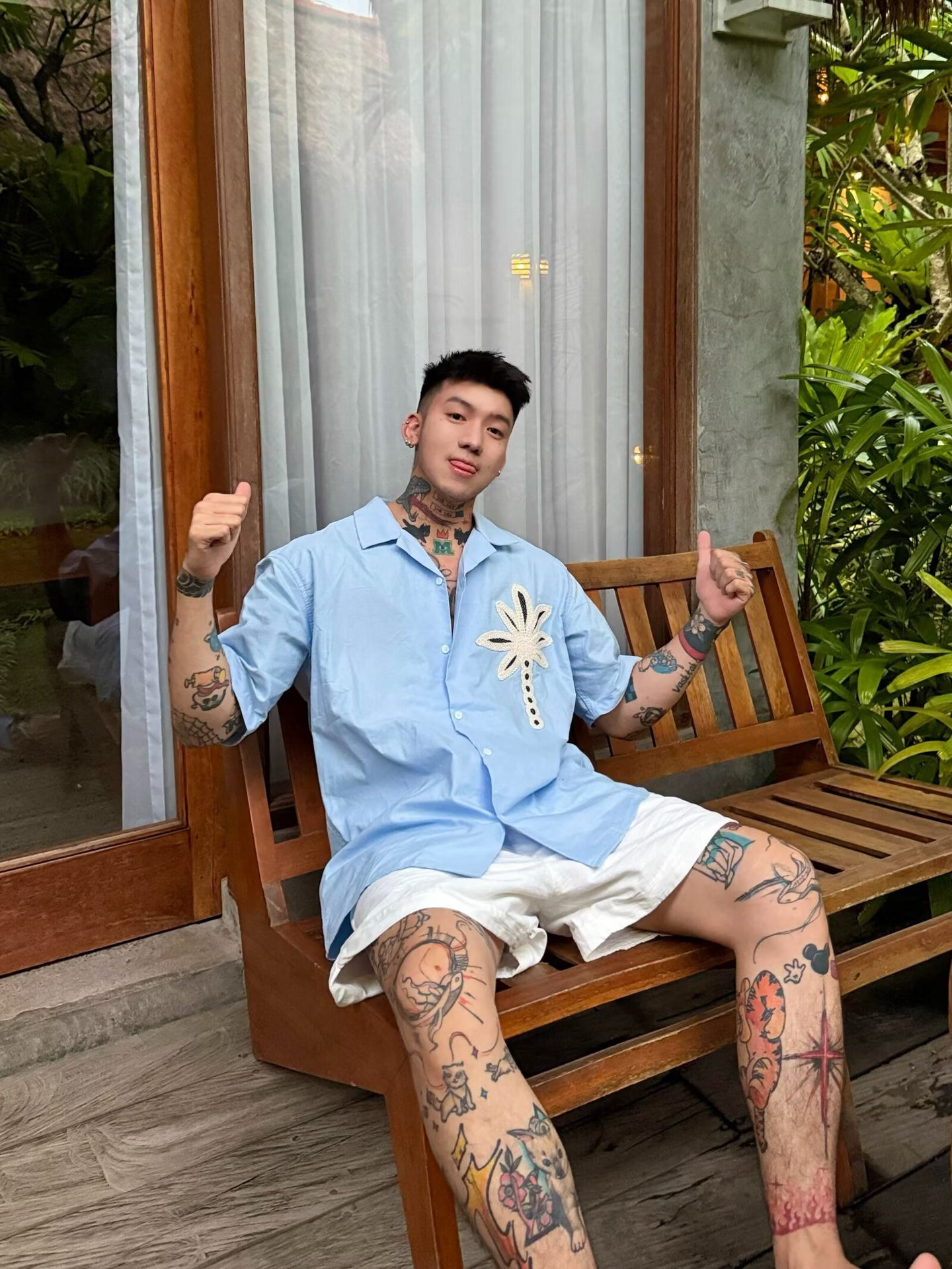 Retro Cuban-Collar Embroidered Hawaiian Shirt for Men