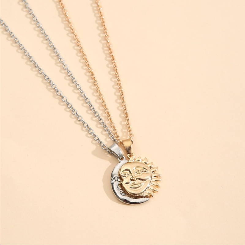 Sun MoonFace Stitching Pendant Necklace Suit