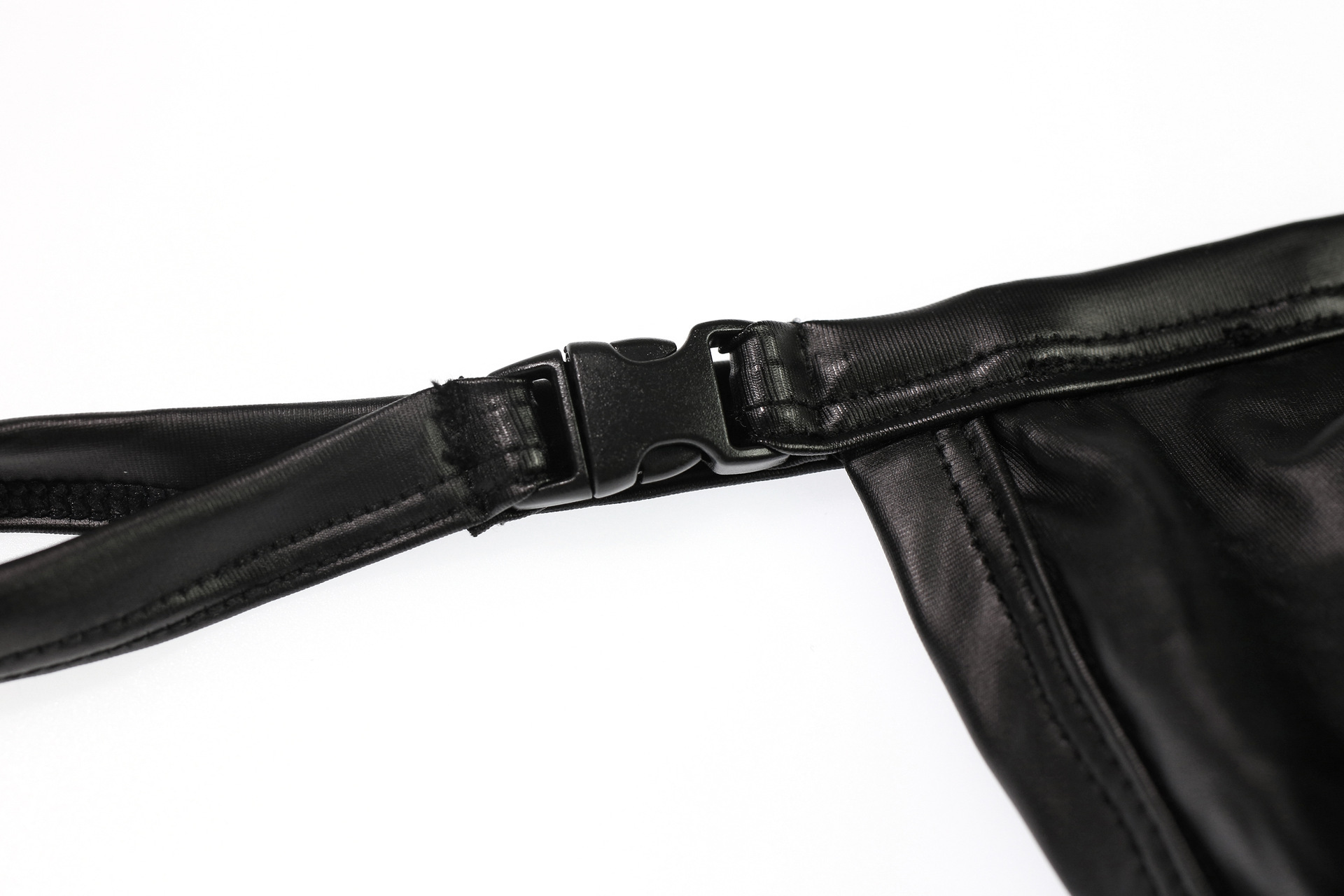 Men's Faux Leather Buckle Black T-type Pants
