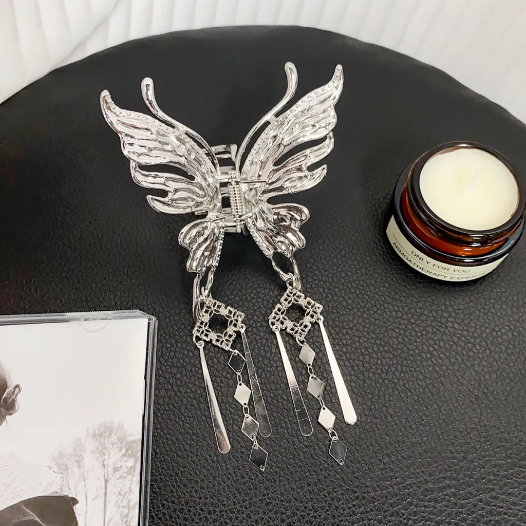 Elegant Style Hollow Butterfly Tassel Alloy Barrettes - Butterfly
