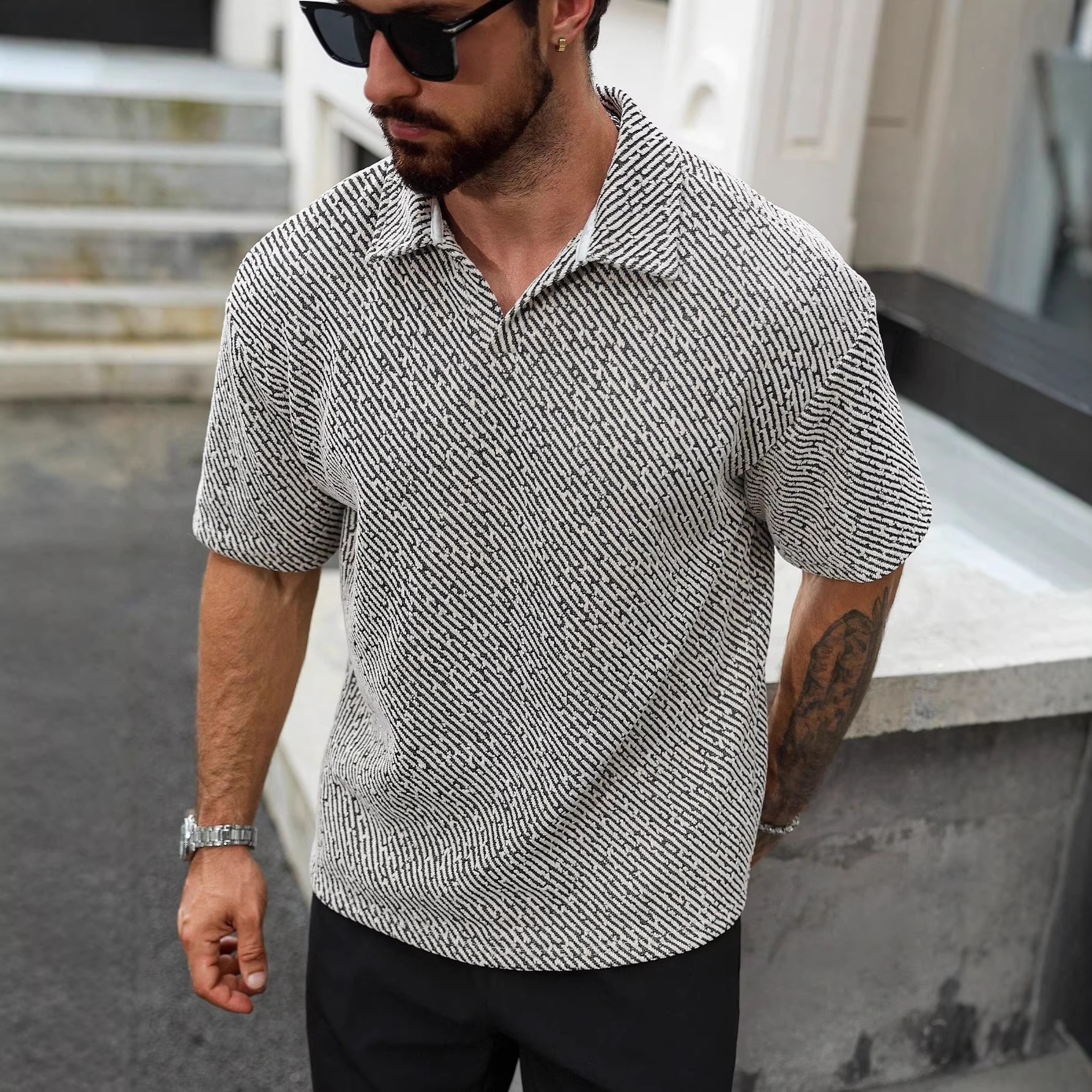 Casual Sports Thin Polo Shirt With A Turn-down Collar And Plaid Short Sleeves
