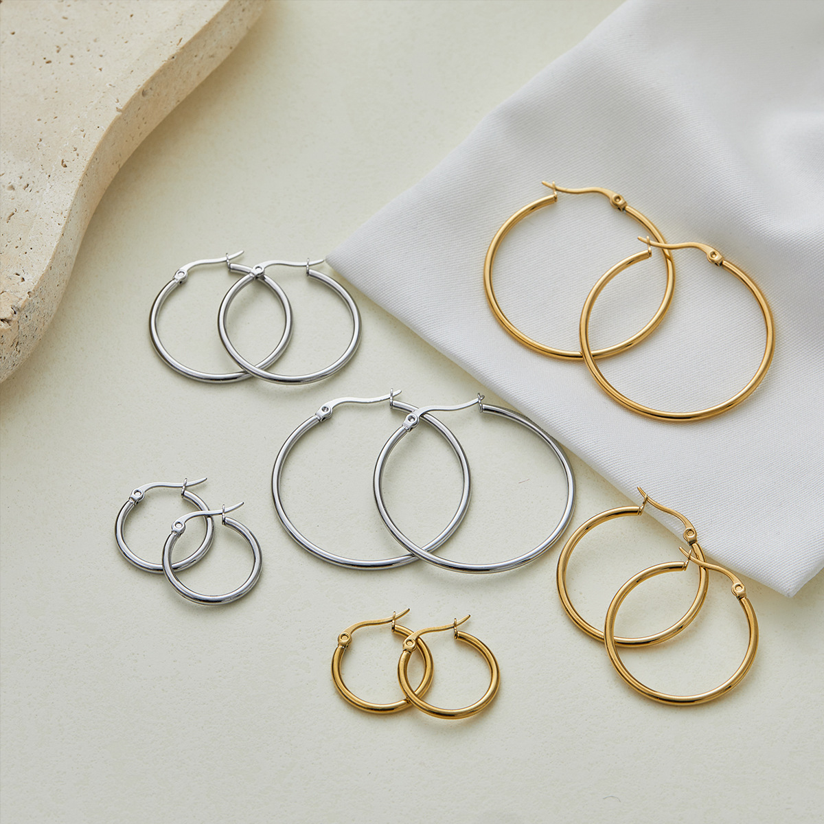 Stainless Steel Fine Line Plain Hoop Earrings For Women Minimalist Style