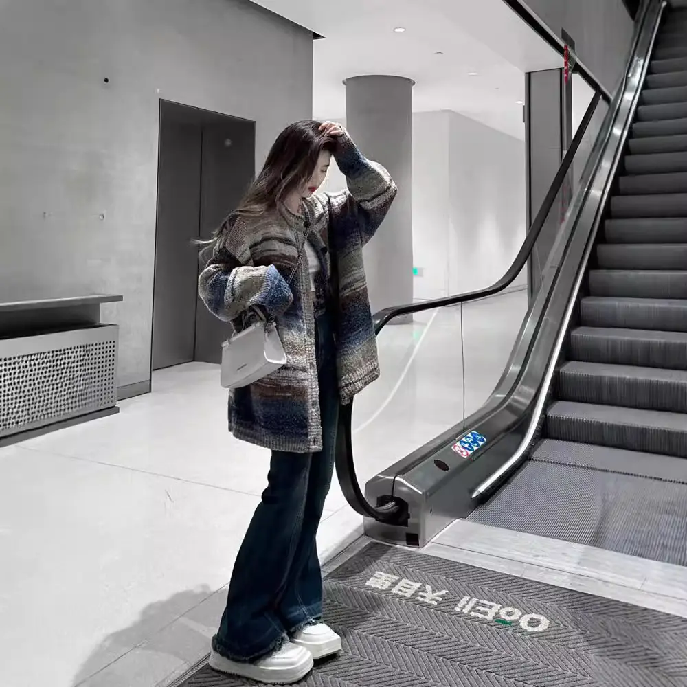 Contrast Color Striped Cardigan Sweater Coat Autumn And Winter New Design Sense
