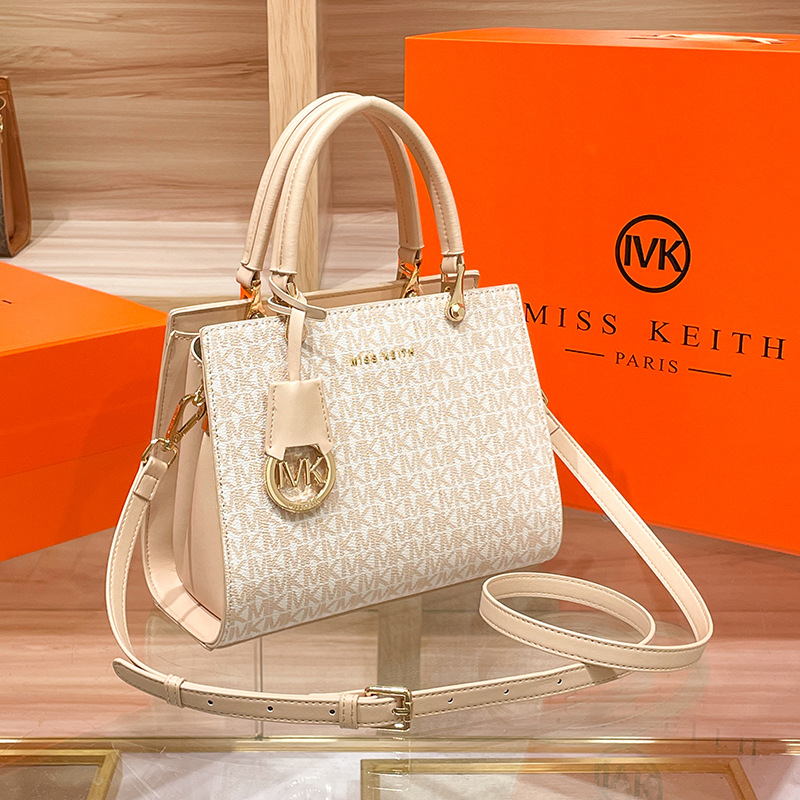 Womens Premium Lightweight Tote Bag Stylish Large-capacity And Perfect For Carrying On The Shoulder